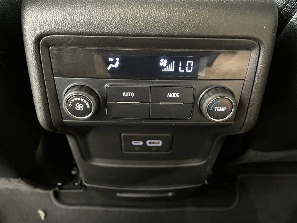 Used 2021 GMC Acadia SLE FWD image 20
