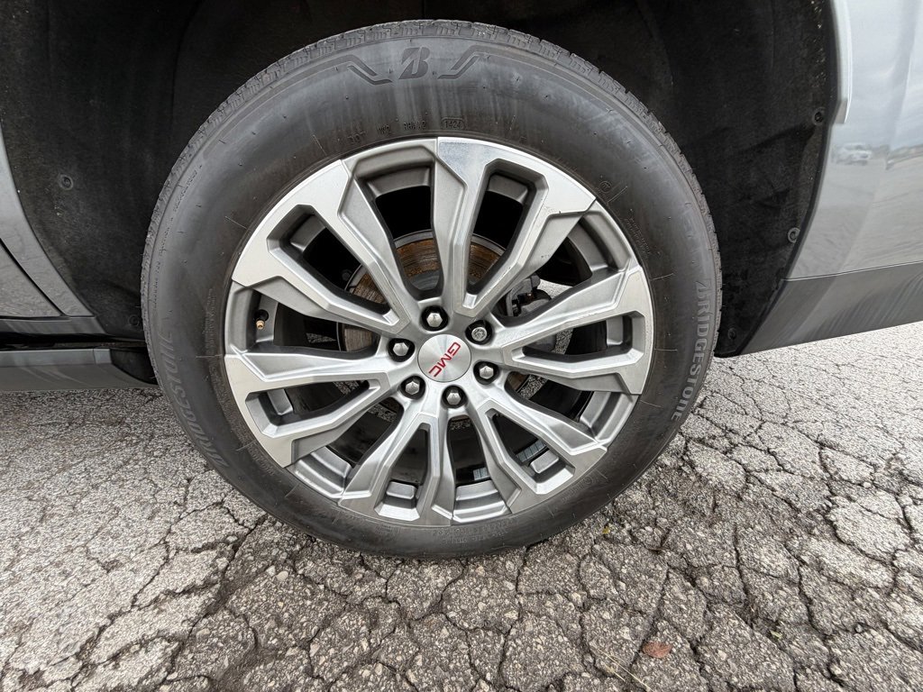 Used 2021 GMC Yukon Denali w/ Denali Ultimate Package image 11