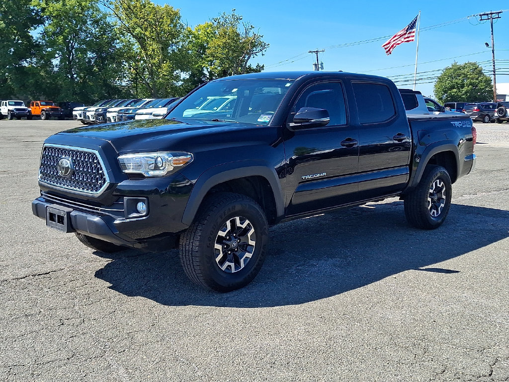 Used 2019 Toyota Tacoma TRD Off-Road AWD/4WD image 6