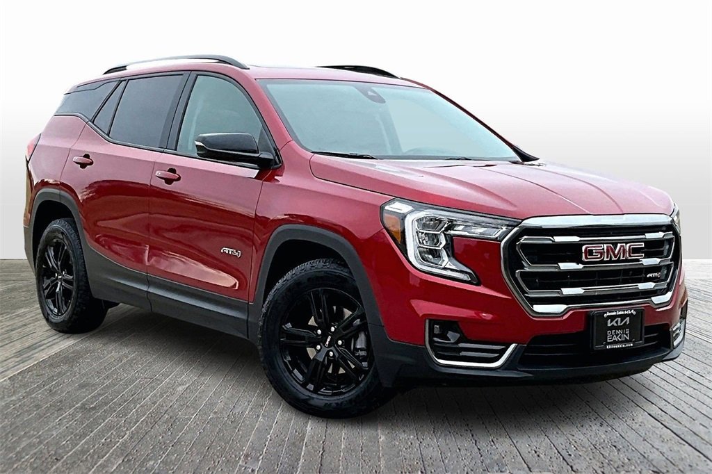 Used 2024 GMC Terrain AT4 w/ Infotainment Package II image 11