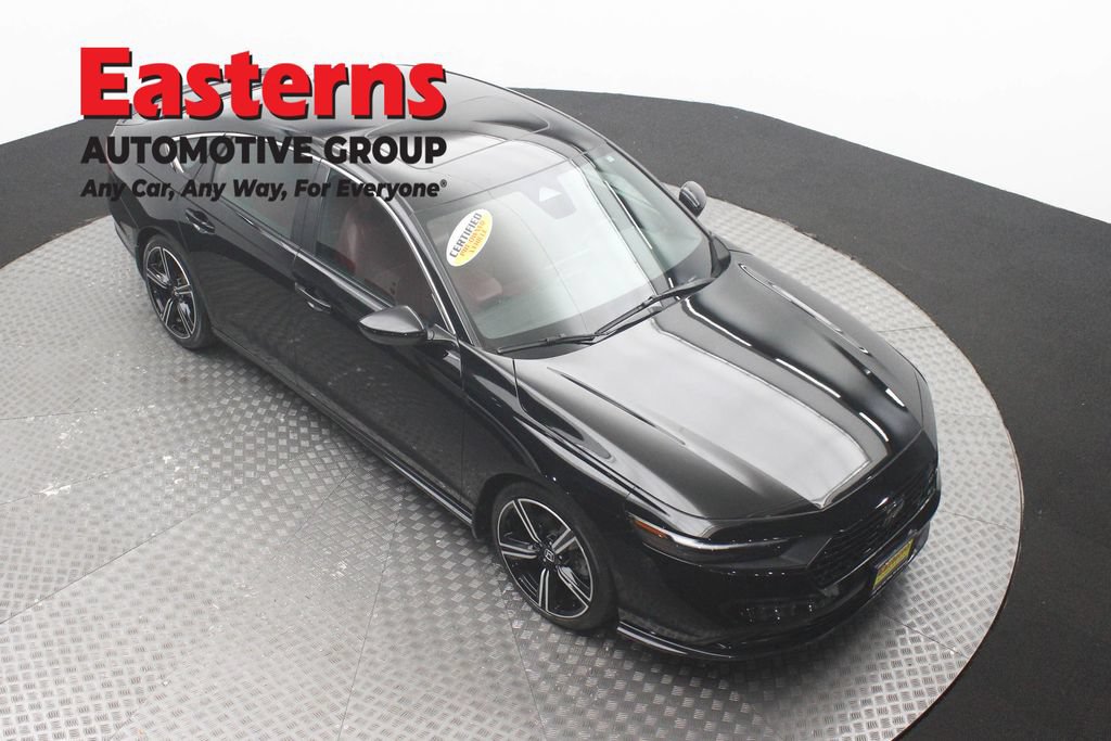 Used 2024 Honda Accord Sport image 3