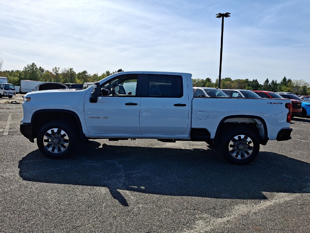 Used 2024 Chevrolet Silverado 2500 Custom w/ Custom Value Package AWD/4WD image 7
