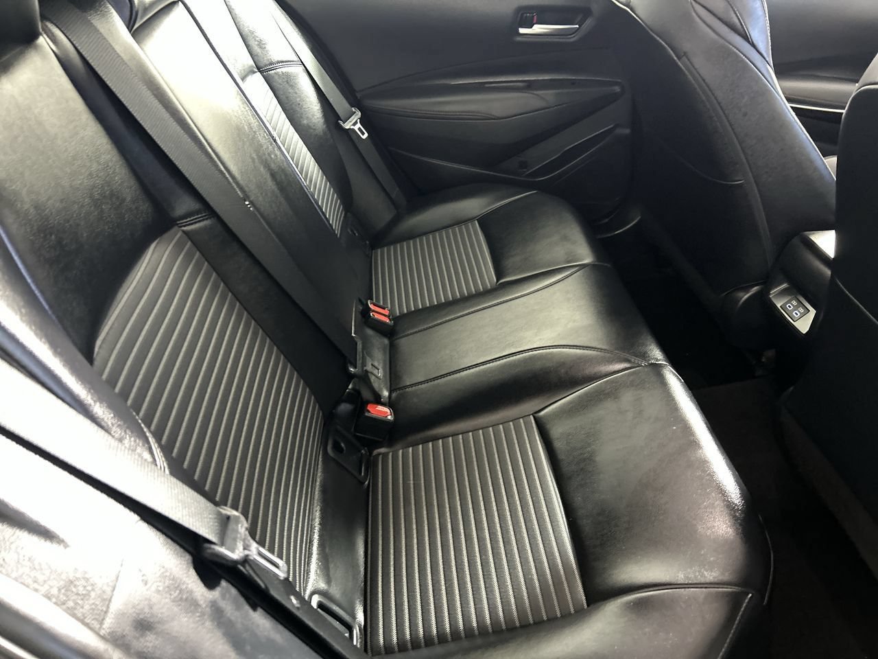 Used 2024 Toyota Corolla XSE FWD image 26