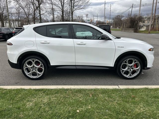 Used 2024 Alfa Romeo Tonale Veloce image 9