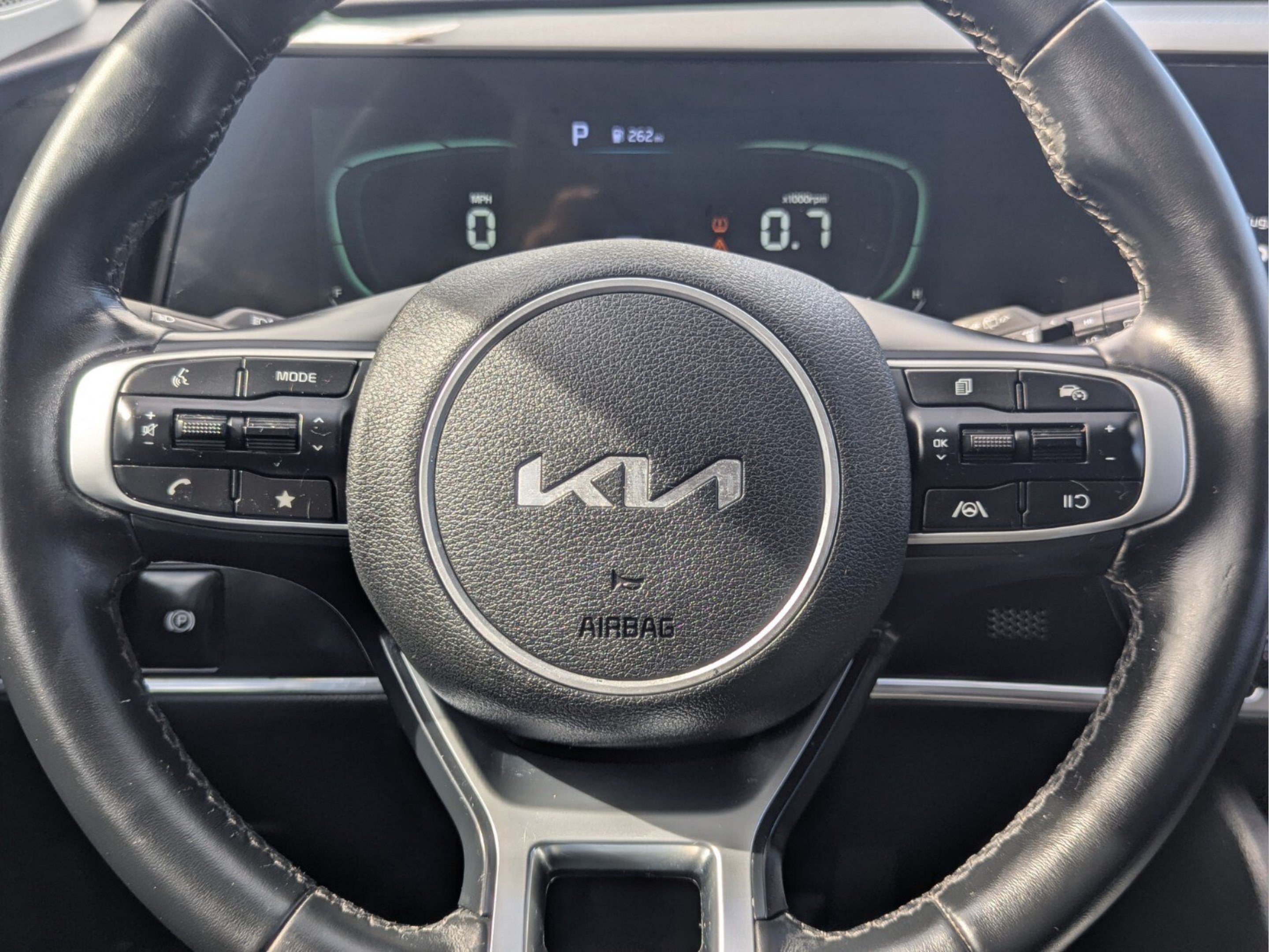 Certified 2023 Kia Sportage EX FWD image 16