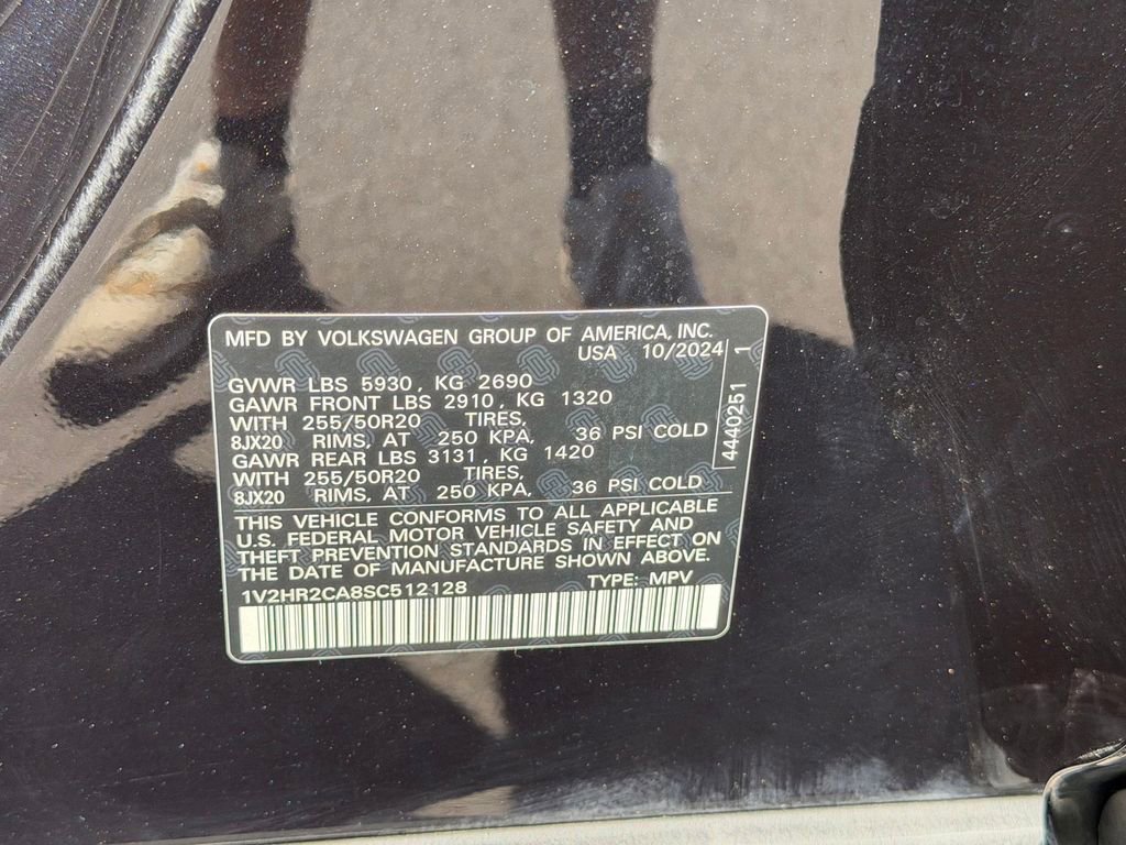 Used 2025 Volkswagen Atlas SE AWD/4WD image 29