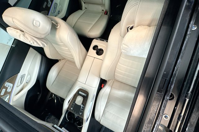New 2026 Mercedes-Benz GLS 580 4MATIC image 19