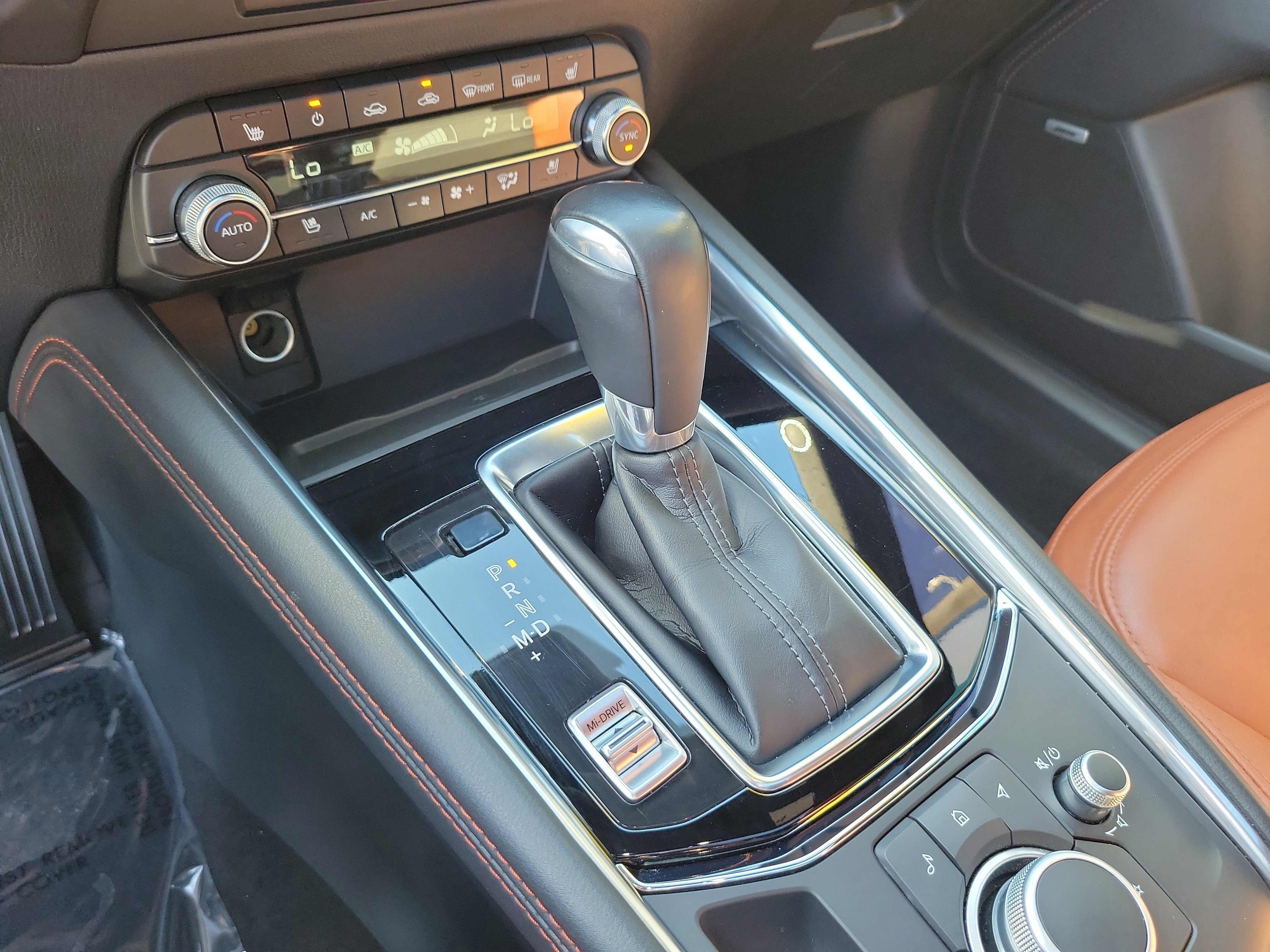 Certified 2024 MAZDA CX-5 Carbon Edition image 17