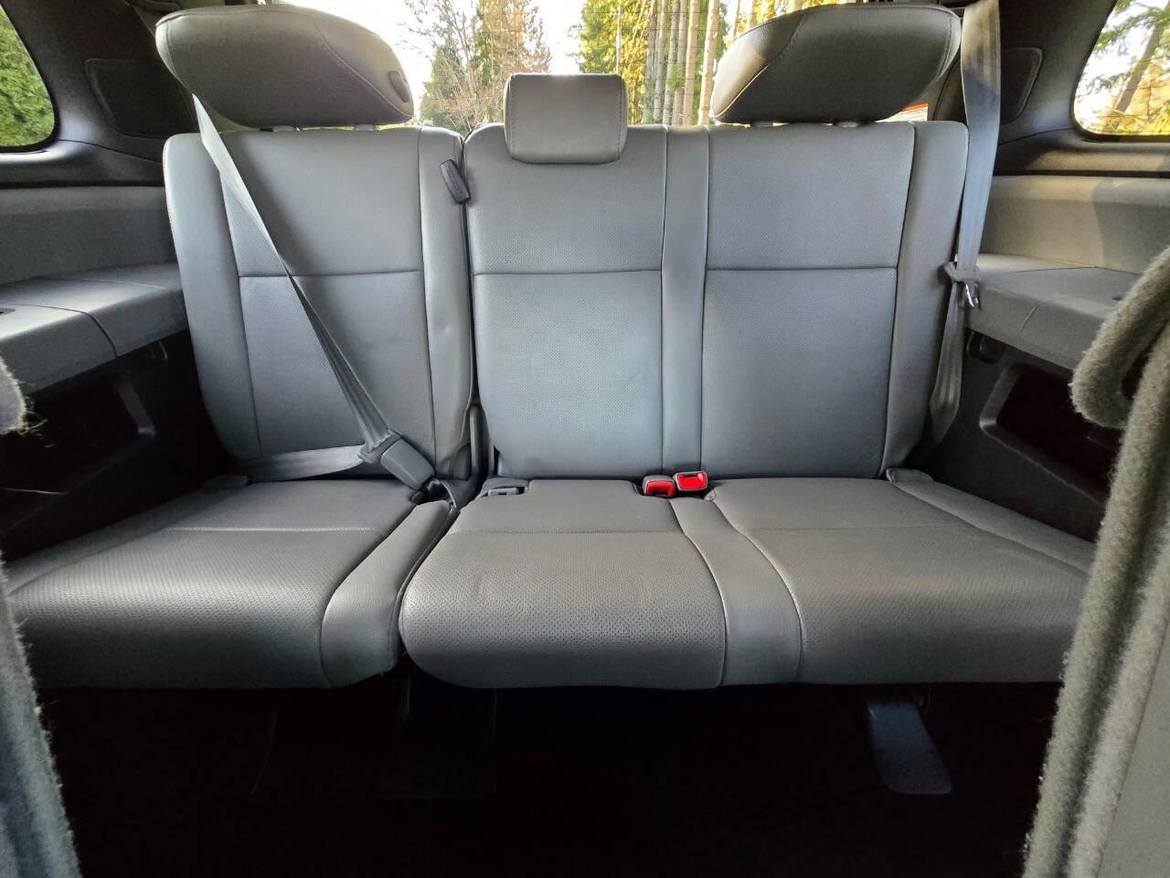 Used 2016 Toyota Sequoia Platinum image 19