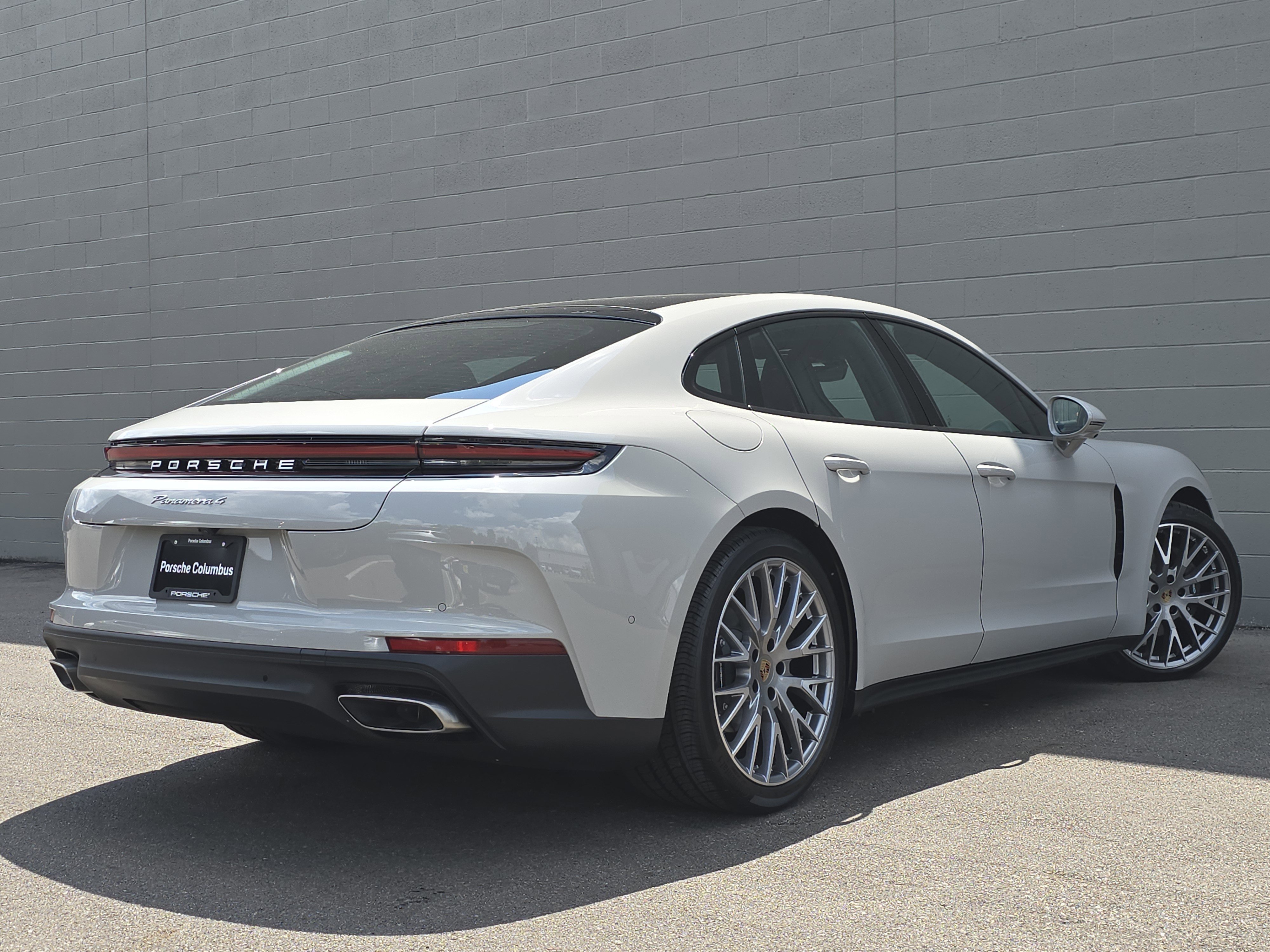 New 2025 Porsche Panamera 4 image 13