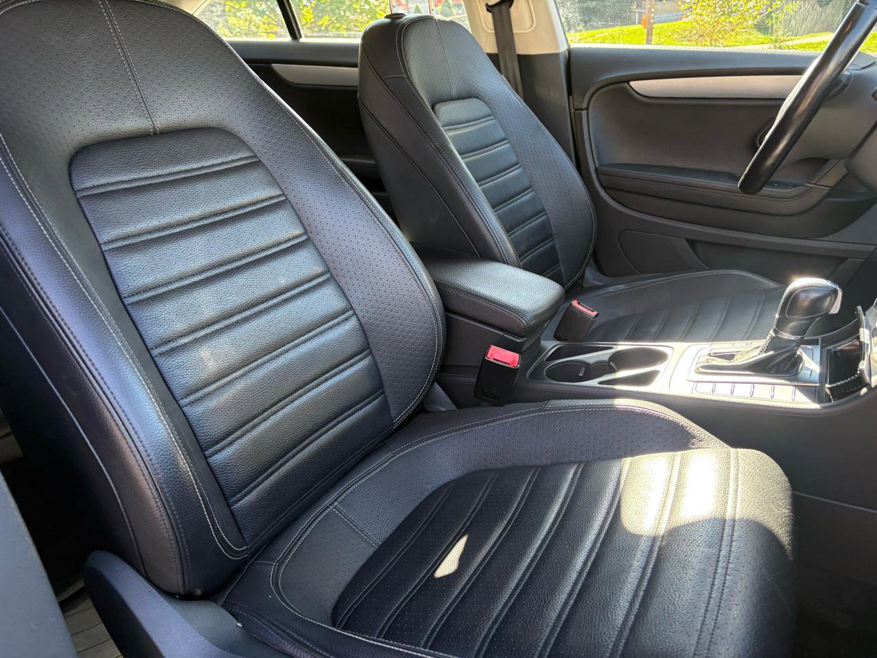 Used 2015 Volkswagen CC Sport FWD image 15