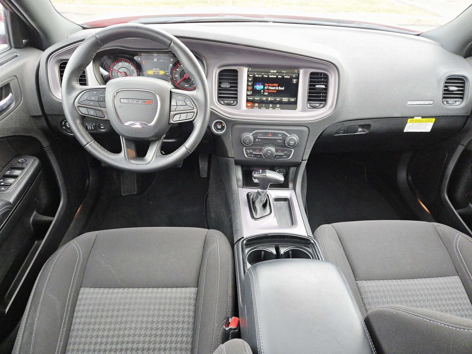 Used 2023 Dodge Charger SXT w/ Blacktop Package image 10