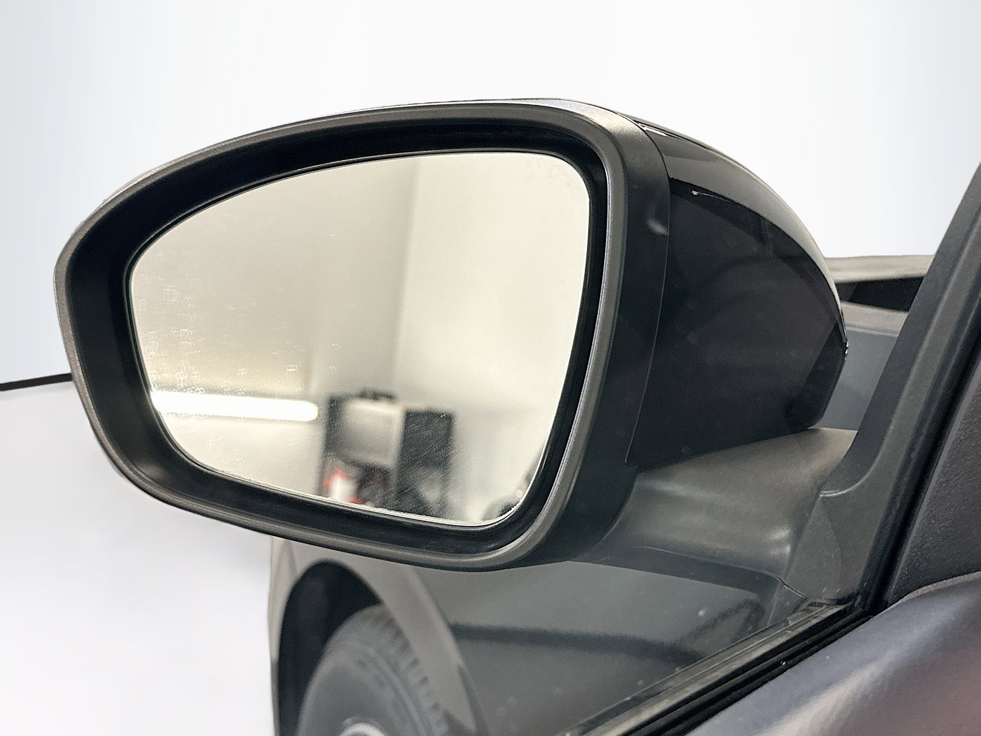 Used 2024 Nissan Sentra SV FWD image 16