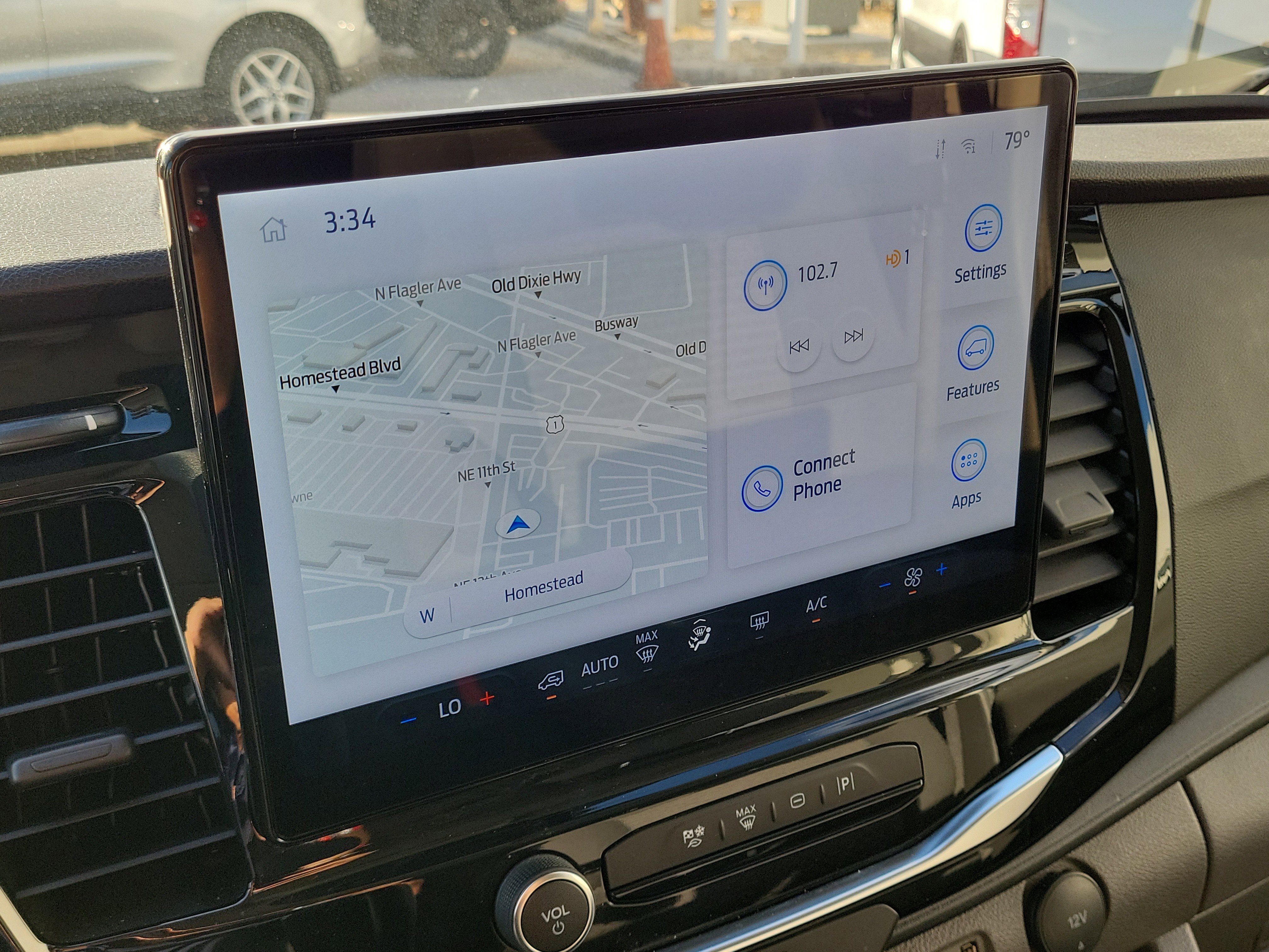 Used 2023 Ford Transit 350 XLT image 9