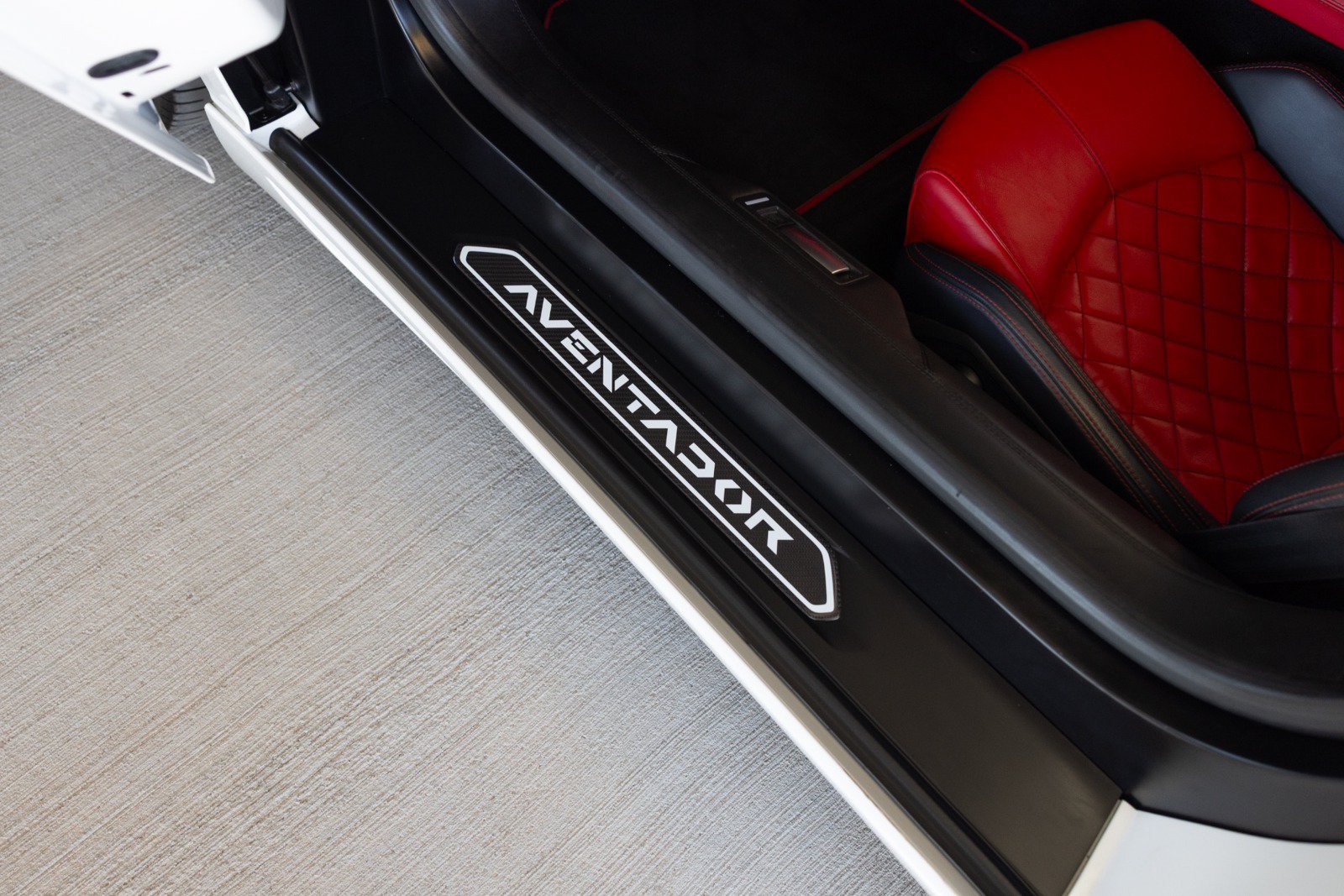 Used 2015 Lamborghini Aventador LP 700-4 AWD/4WD image 48