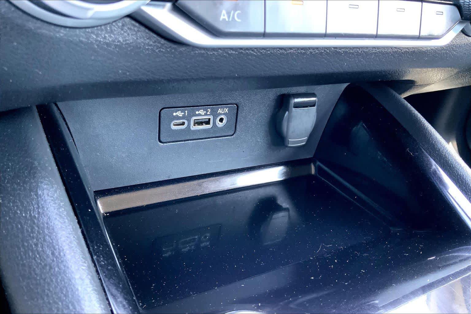 Used 2024 Nissan Altima 2.5 SV FWD image 29