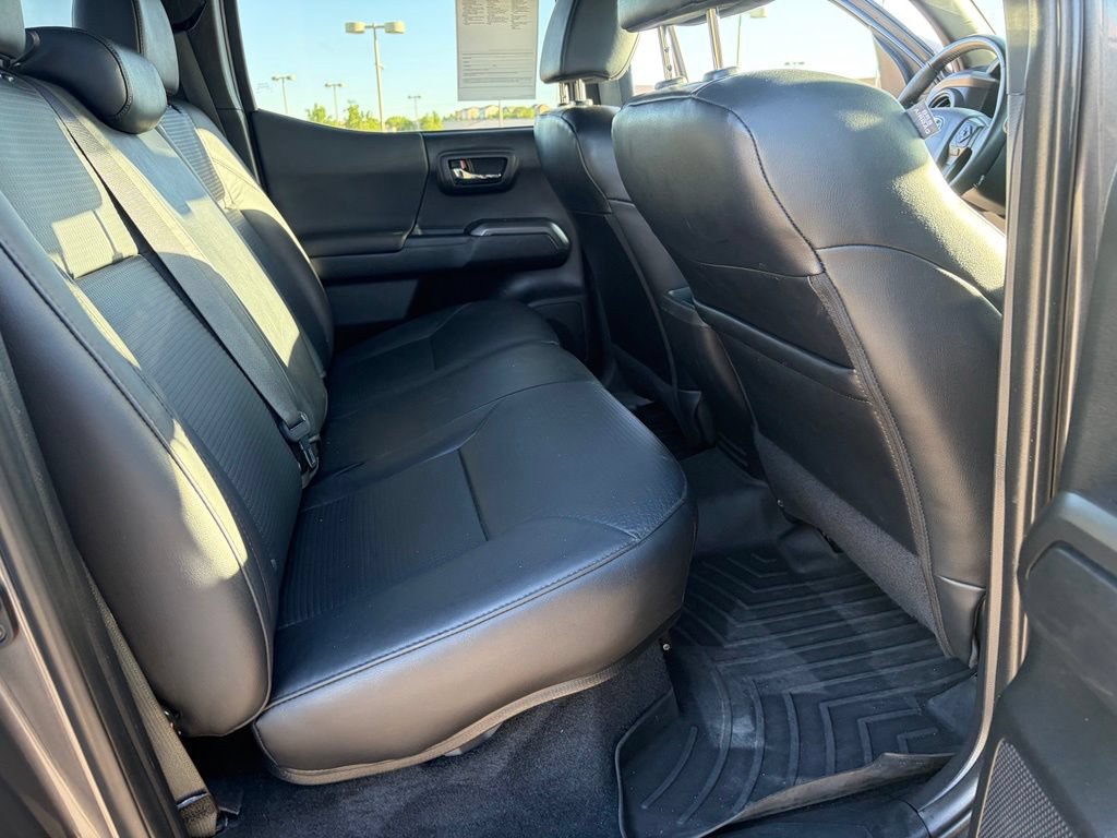 Used 2021 Toyota Tacoma 4x4 Double Cab w/ Tacoma SR5 Package image 21