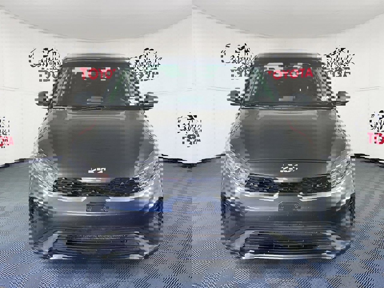 Used 2024 Kia Forte LXS image 2