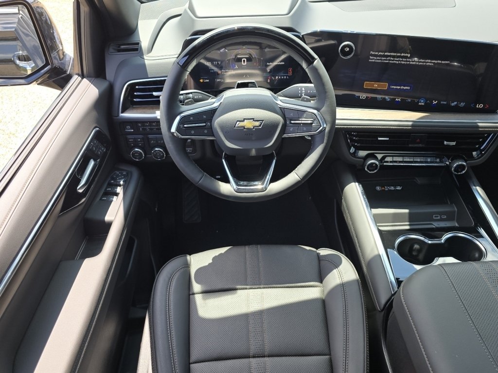 New 2026 Chevrolet Suburban High Country AWD/4WD image 17