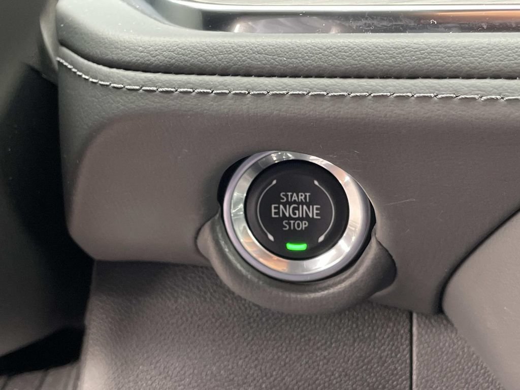 Used 2025 Chevrolet Tahoe LT AWD/4WD image 16