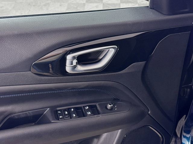 New 2026 Jeep Compass Latitude image 17