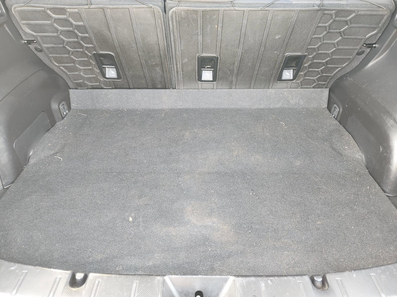 Used 2018 Subaru Crosstrek 2.0i Premium w/ Moonroof Package image 35