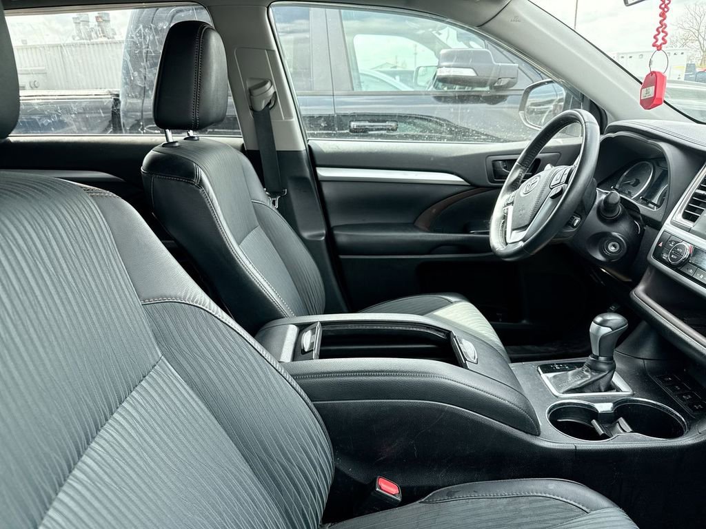 Used 2019 Toyota Highlander Plus image 10
