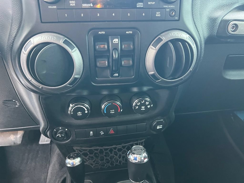 Used 2017 Jeep Wrangler Unlimited Sport w/ Quick Order Package 24S AWD/4WD image 31