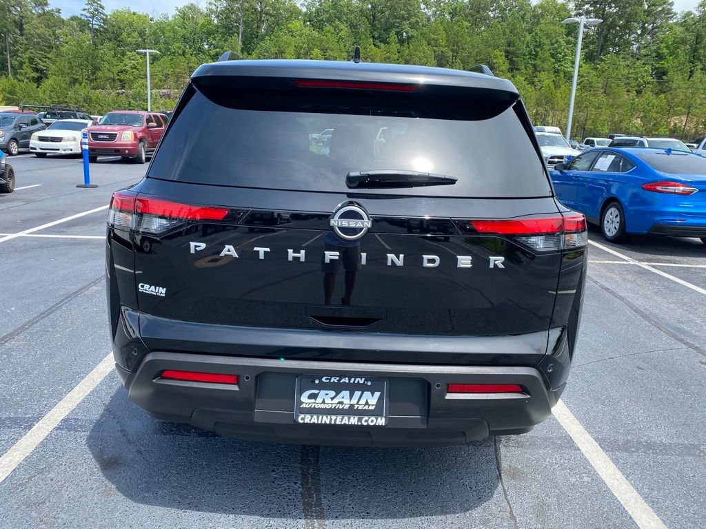 Used 2025 Nissan Pathfinder SV FWD image 6