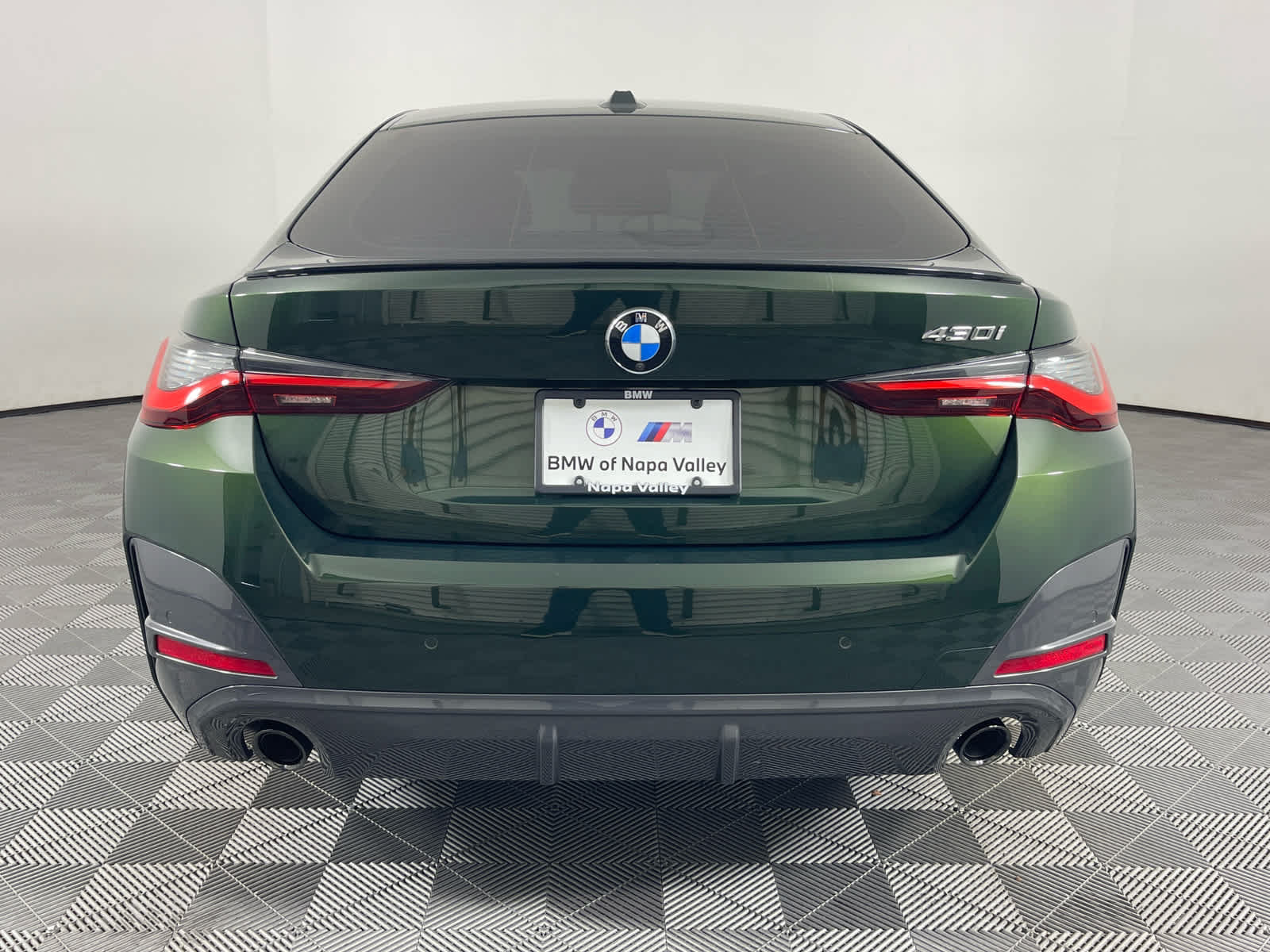 Used 2024 BMW 430i Gran Coupe w/ M Sport Package (Priority 1) RWD image 4