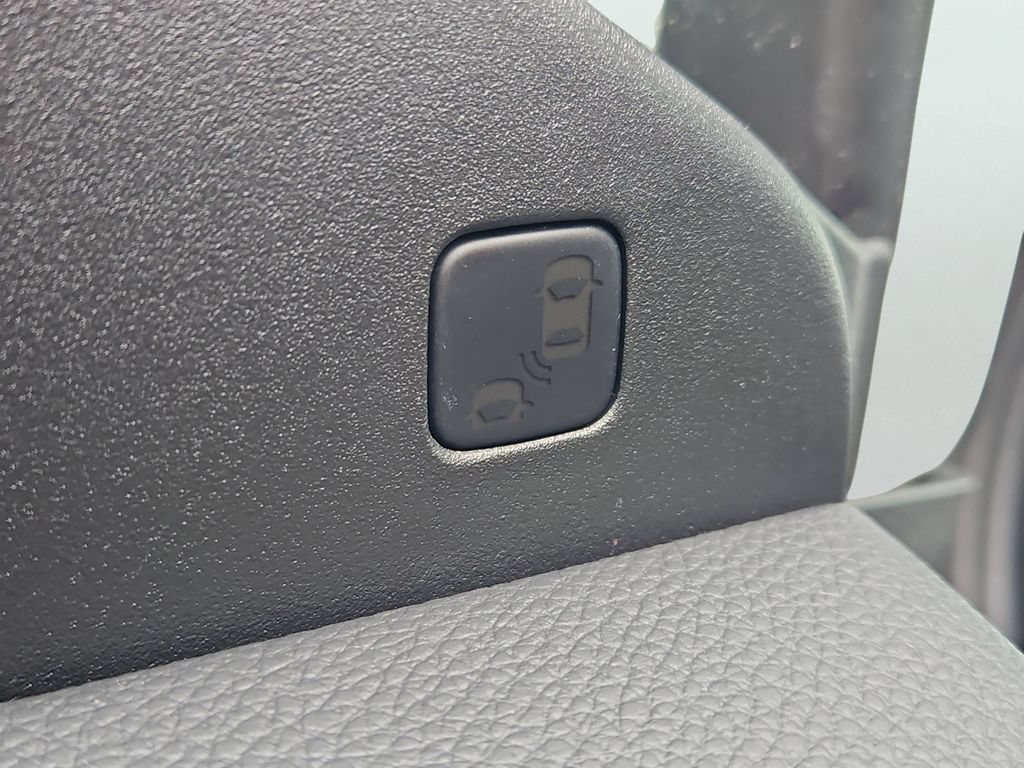 Certified 2021 Honda Ridgeline Black Edition image 25