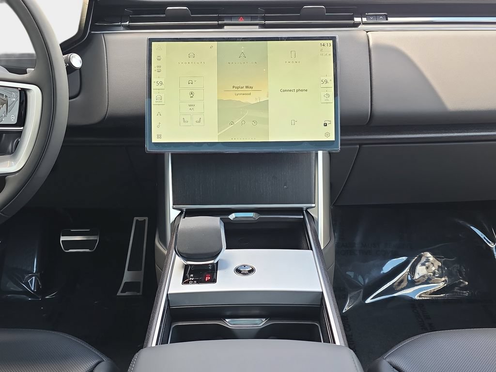New 2026 Land Rover Range Rover Long Wheelbase SE AWD/4WD image 20