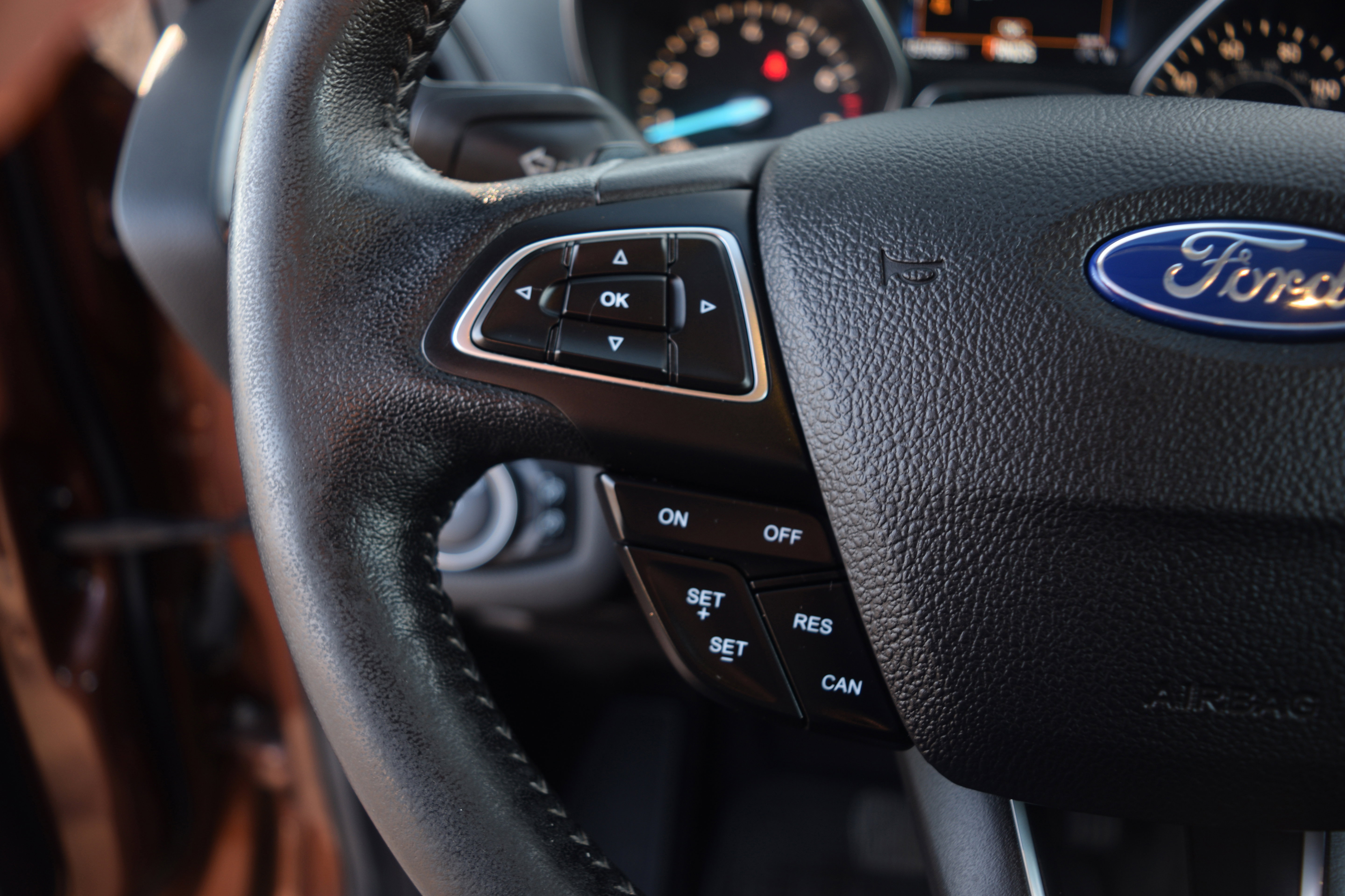 Used 2017 Ford Escape Titanium image 6