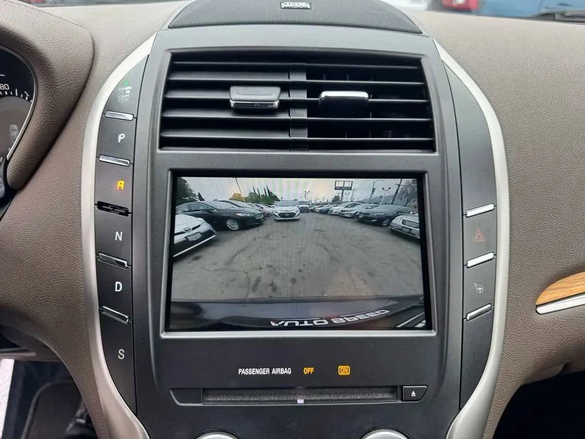 Used 2015 Lincoln MKC AWD w/ Equipment Group 102A Reserve image 14