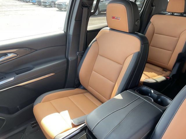 New 2027 Chevrolet Traverse Z71 w/ Enhanced Driving Package AWD/4WD image 26