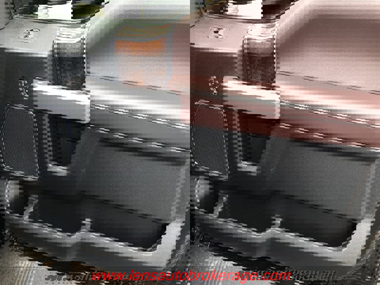 Used 2017 Ford F250 Platinum w/ FX4 Off-Road Package image 22