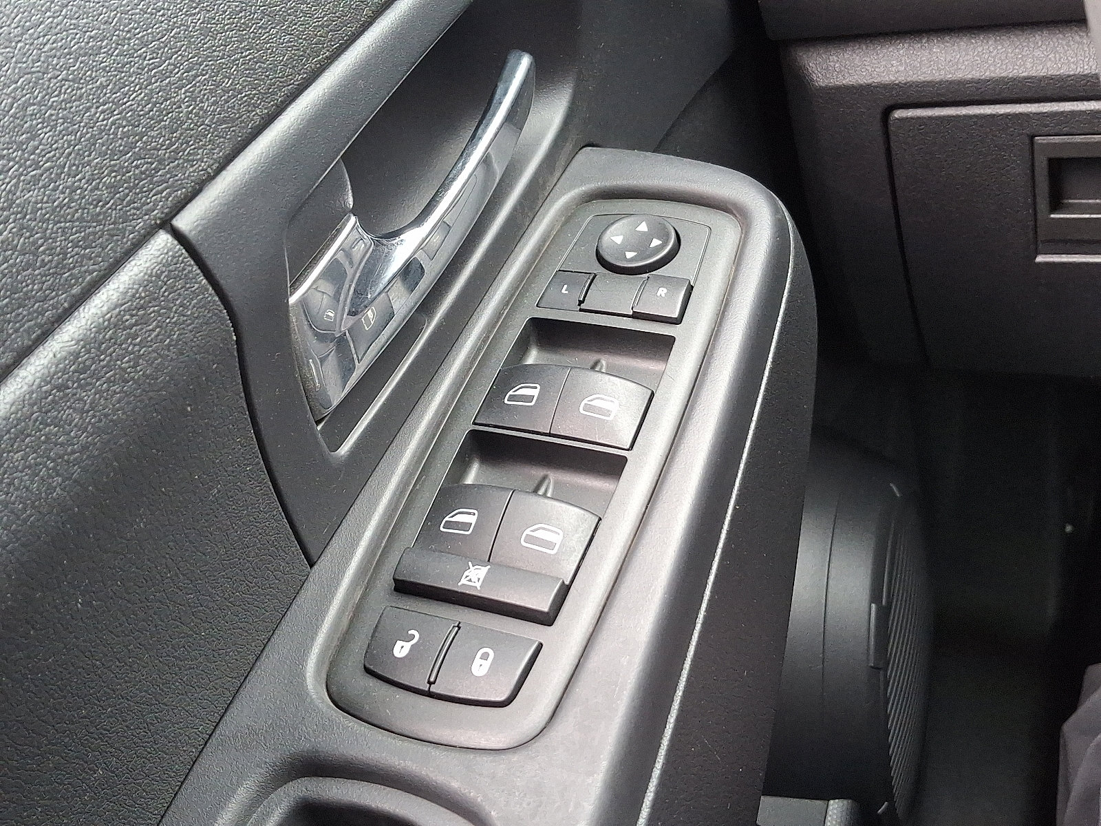 Used 2010 Jeep Liberty Sport w/ Popular Equipment Group image 20