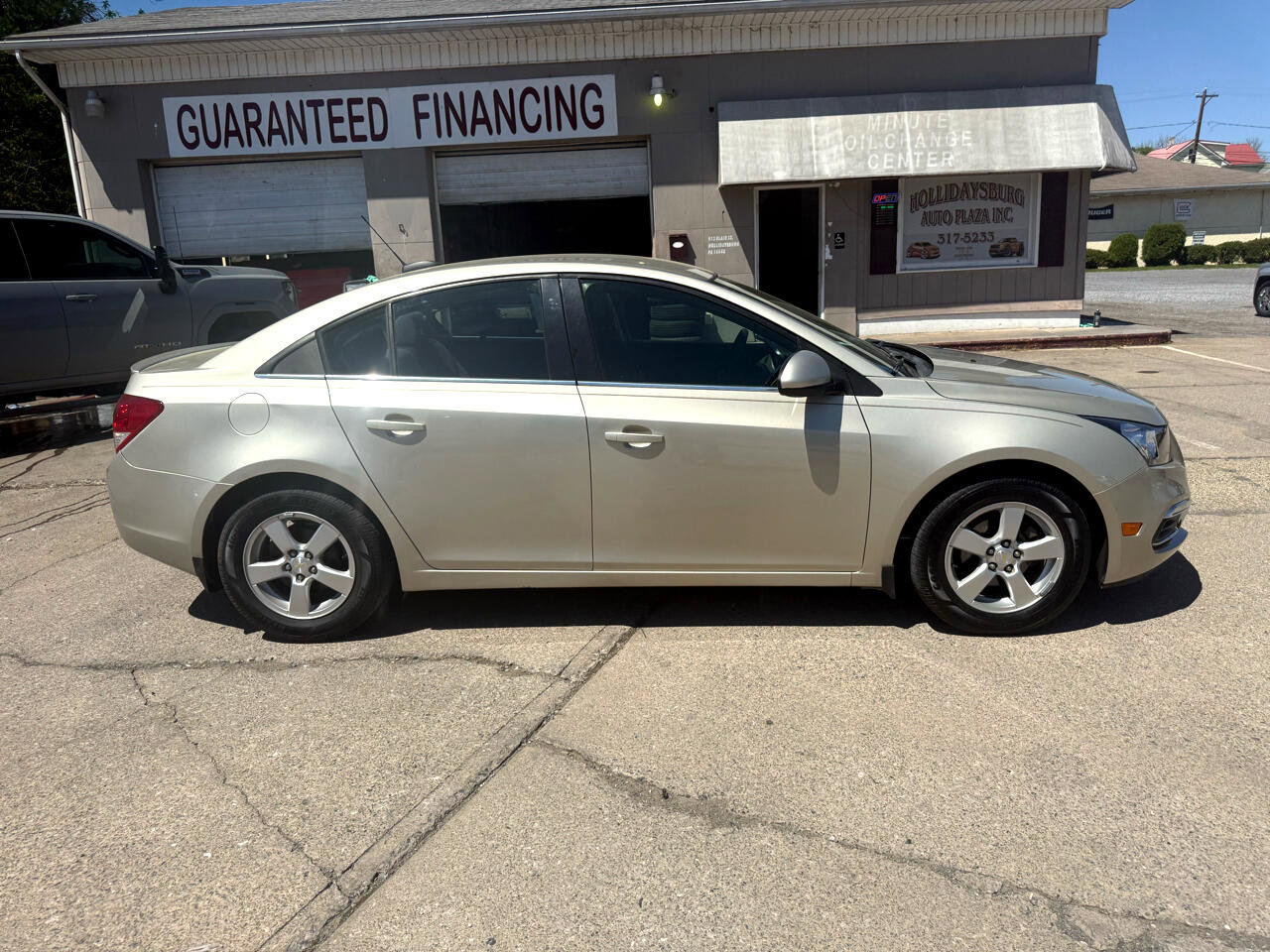 Used 2015 Chevrolet Cruze LT image 11