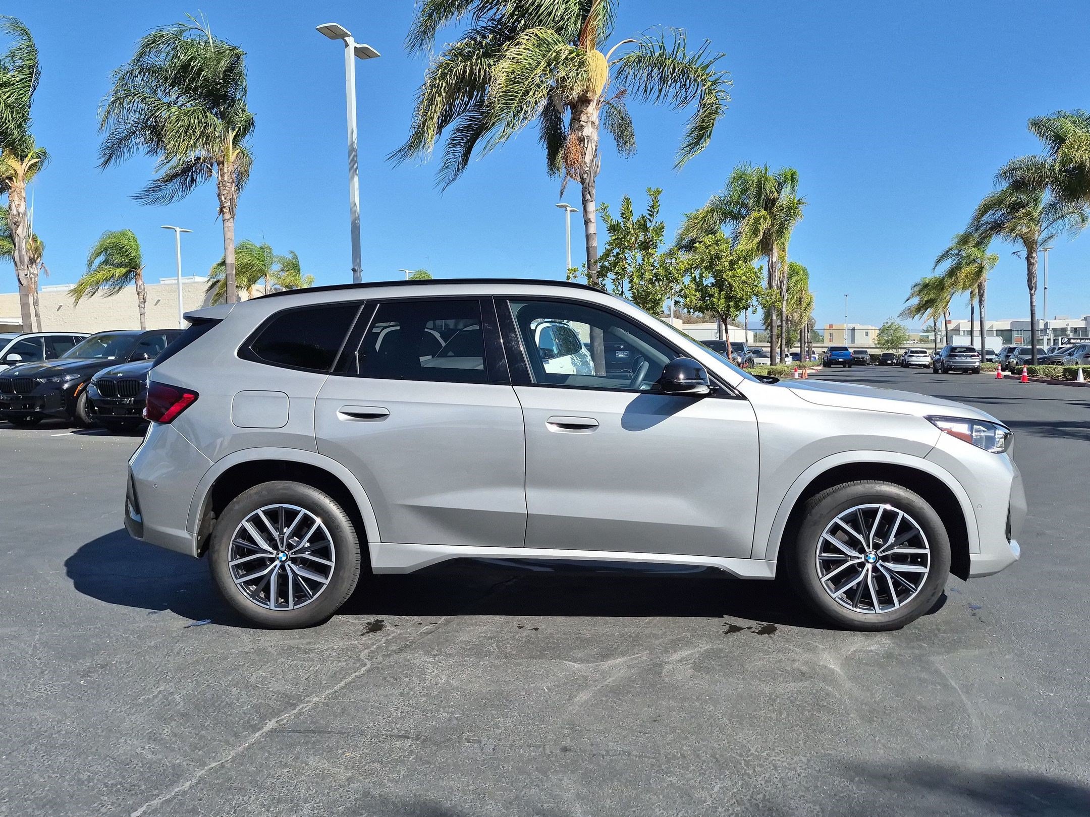 Certified 2023 BMW X1 xDrive28i w/ M Sport Package AWD/4WD image 11