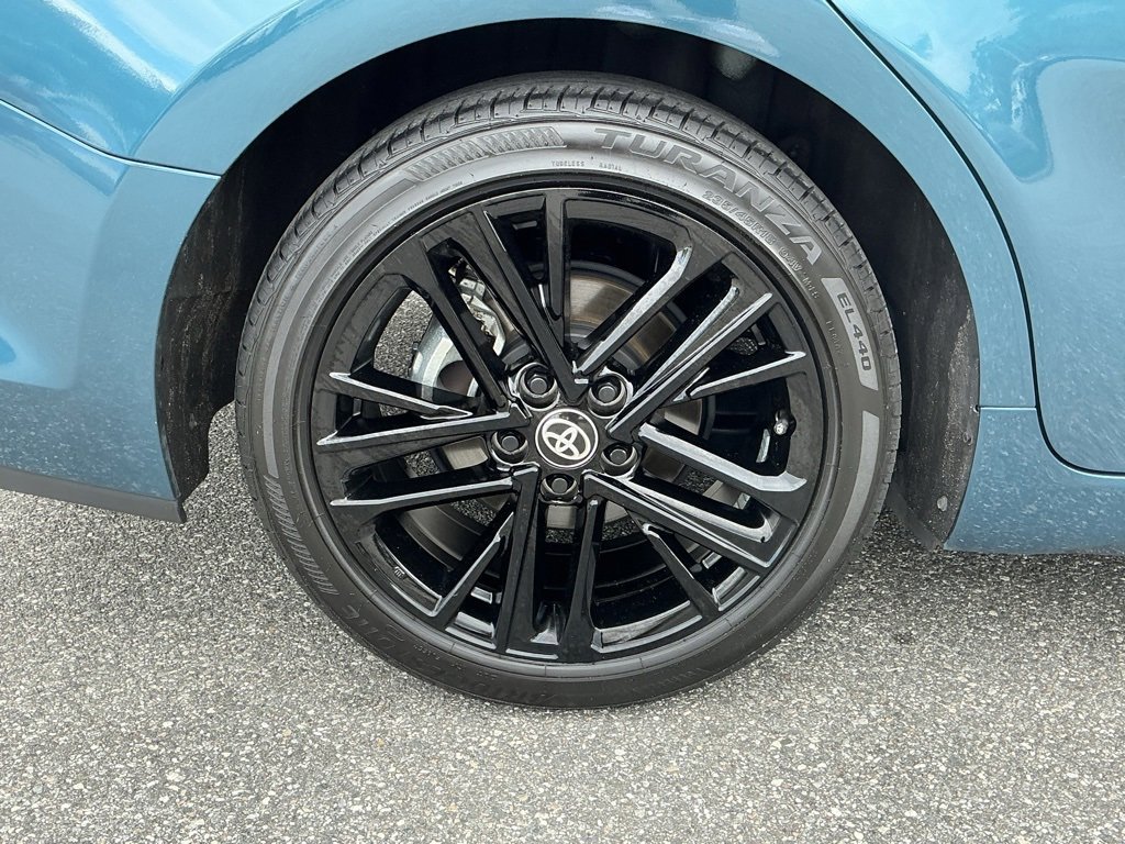 Used 2025 Toyota Camry SE image 17