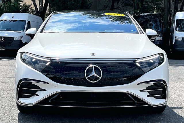 Certified 2023 Mercedes-Benz EQS 450+ 4MATIC Sedan image 2