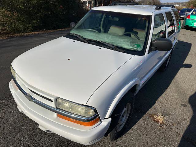 Used 2003 Chevrolet Blazer LS image 2