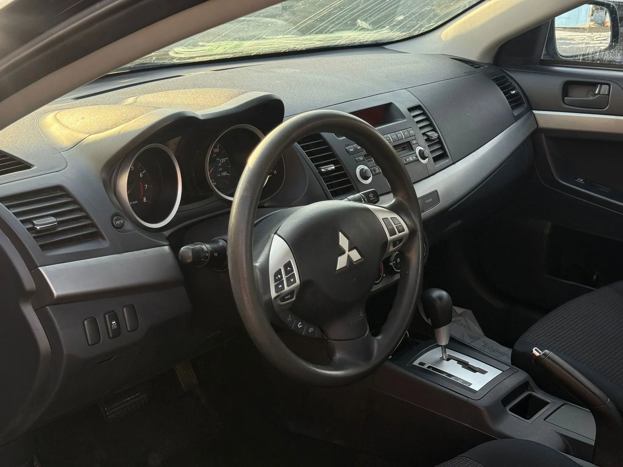 Used 2011 Mitsubishi Lancer ES image 7