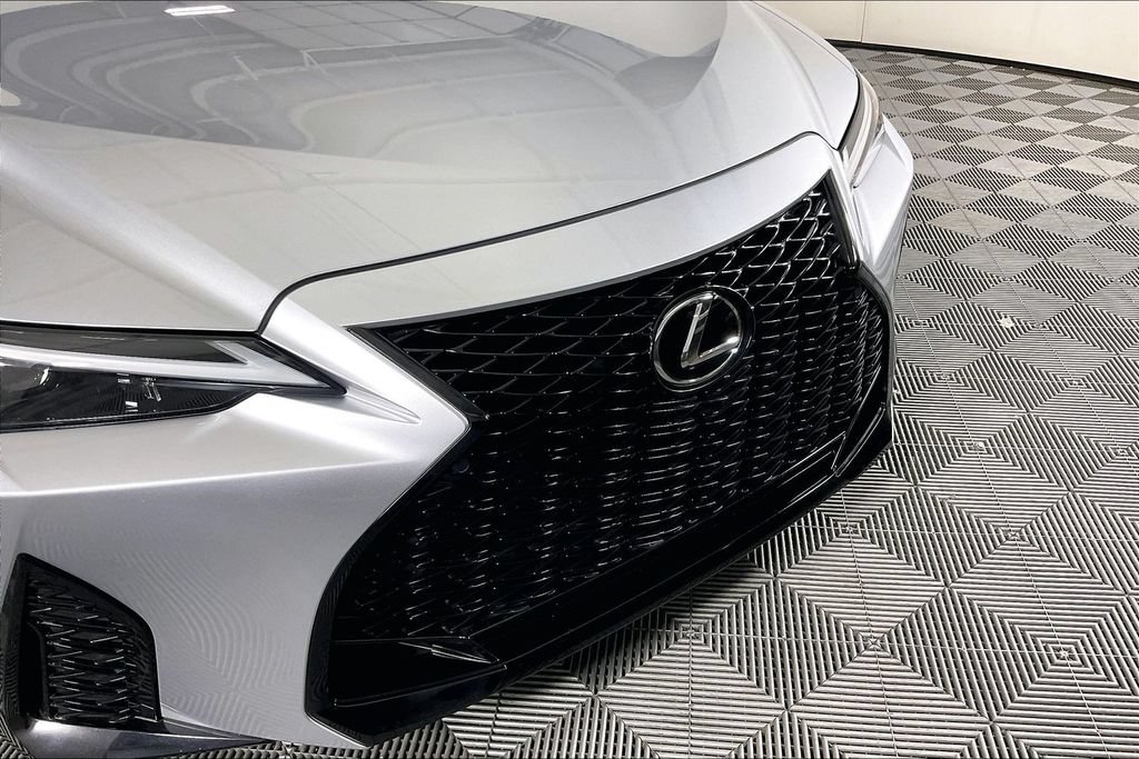 Used 2025 Lexus IS 350 F Sport w/ Accessory Package RWD image 35
