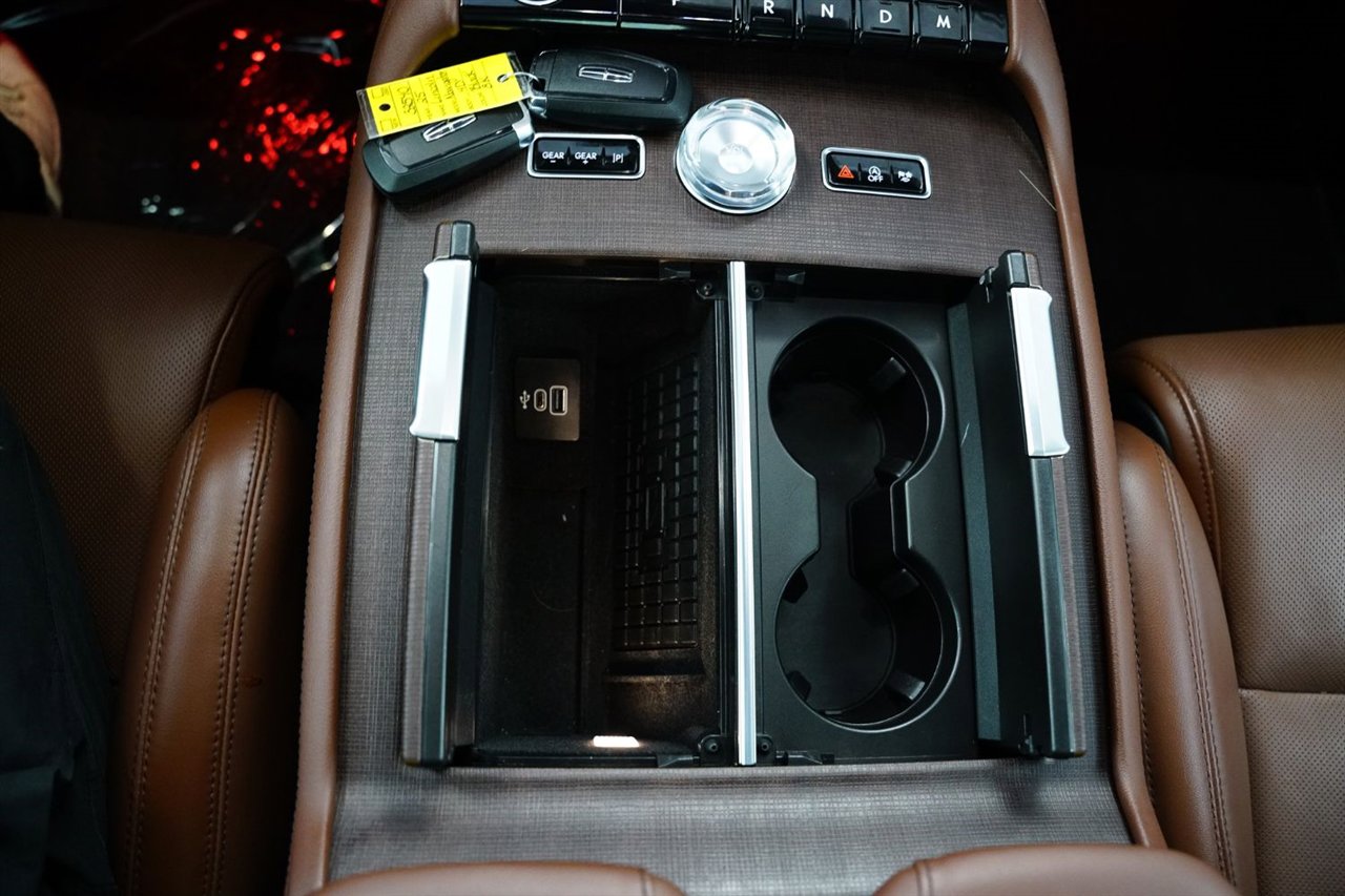 Used 2025 Lincoln Navigator Reserve image 41