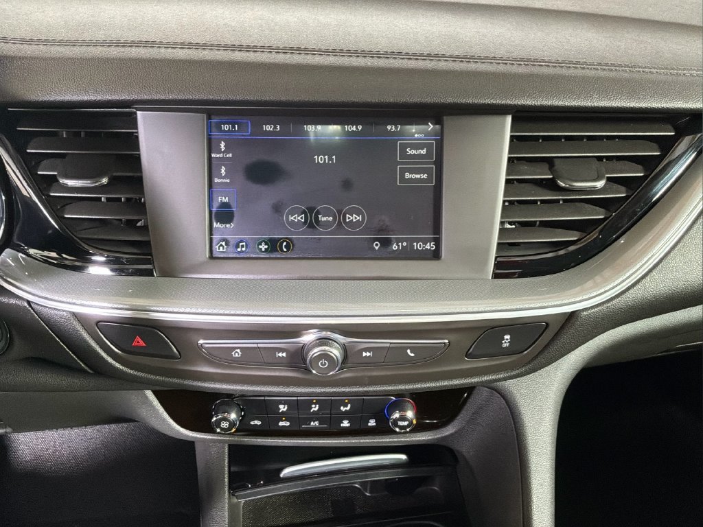 Used 2019 Buick Regal Preferred w/ Driver Confidence Package I FWD image 28