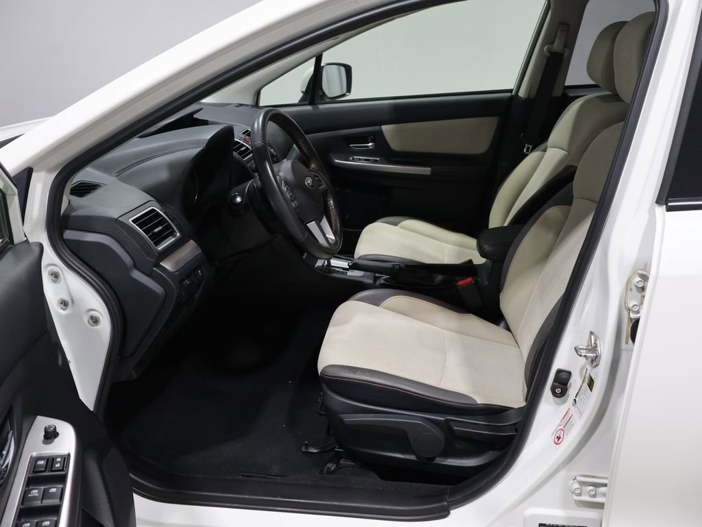 Used 2016 Subaru Crosstrek 2.0i Premium w/ Moonroof Package image 10