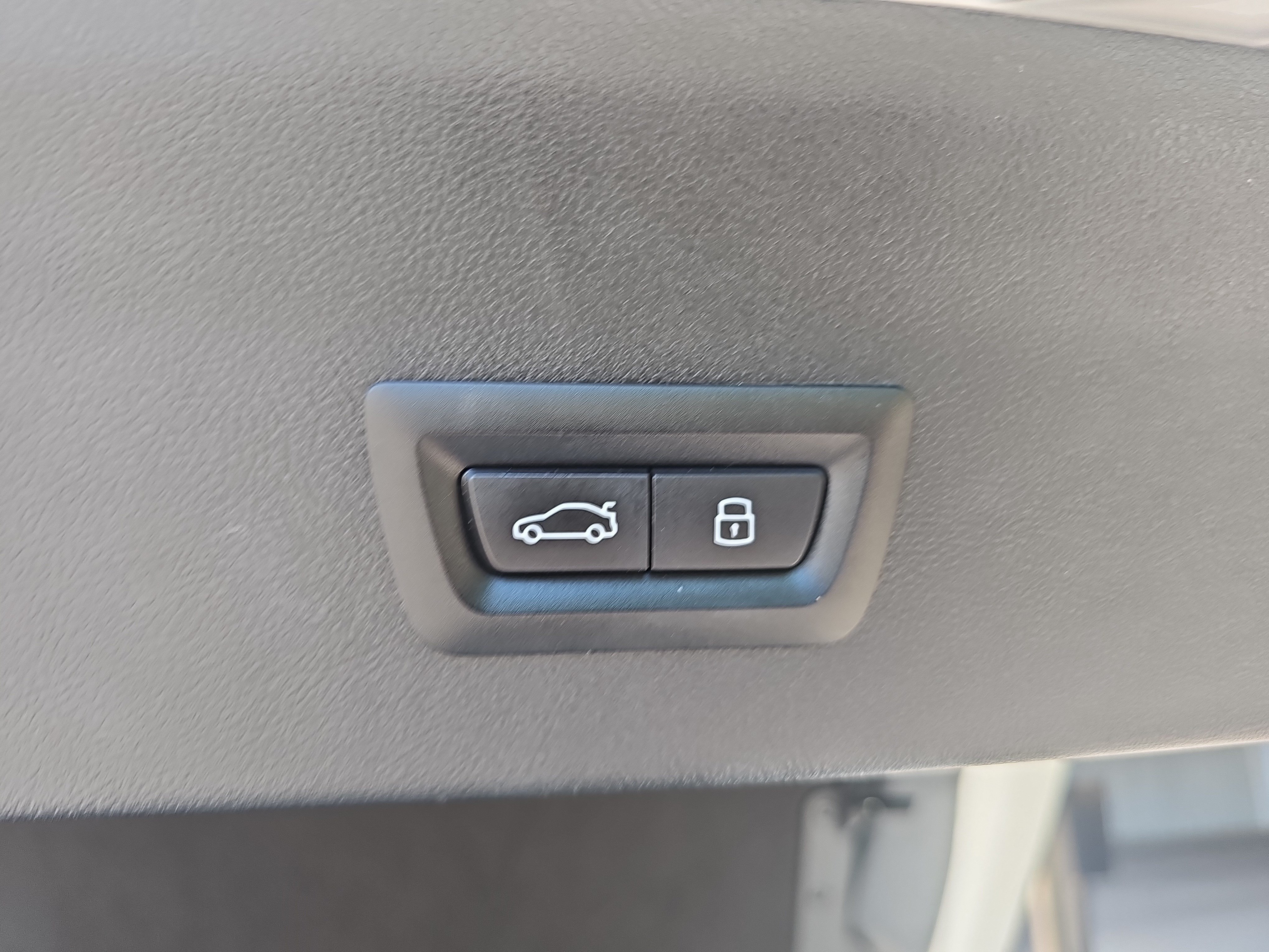 Used 2024 BMW X4 M40i w/ Premium Package AWD/4WD image 15