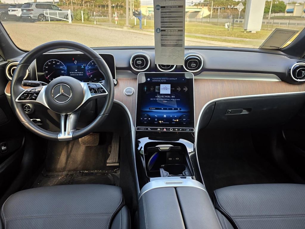 Used 2025 Mercedes-Benz C 300 Sedan image 11