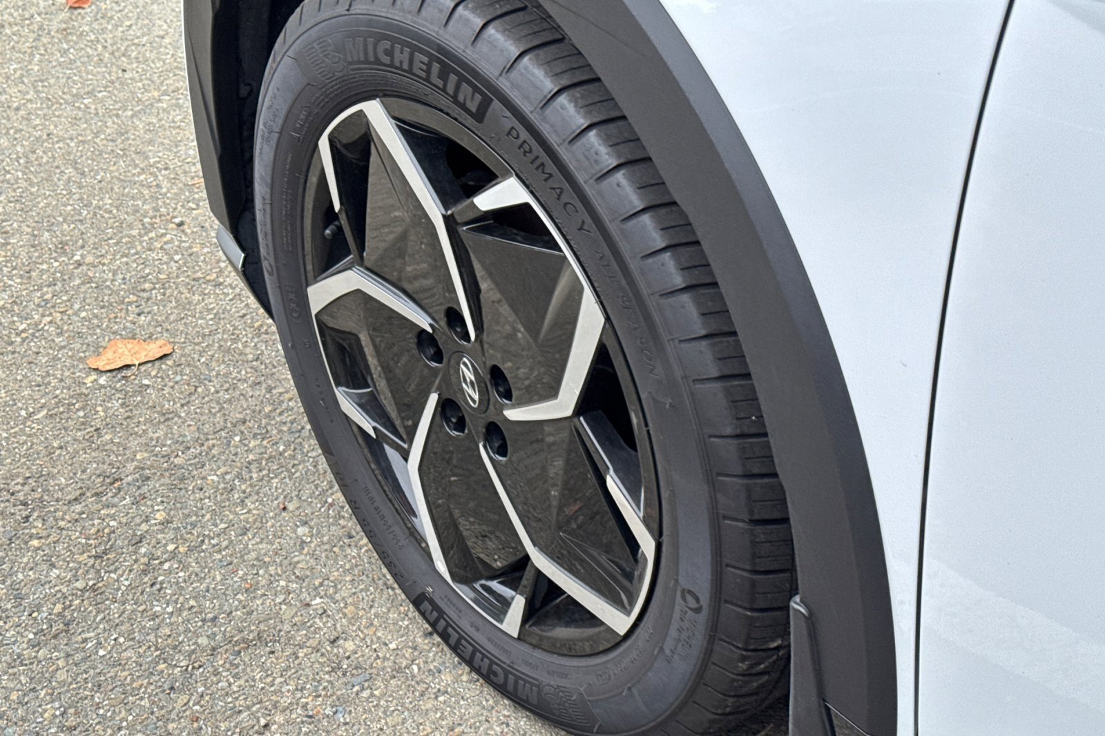 Used 2024 Hyundai Ioniq 5 SEL image 6